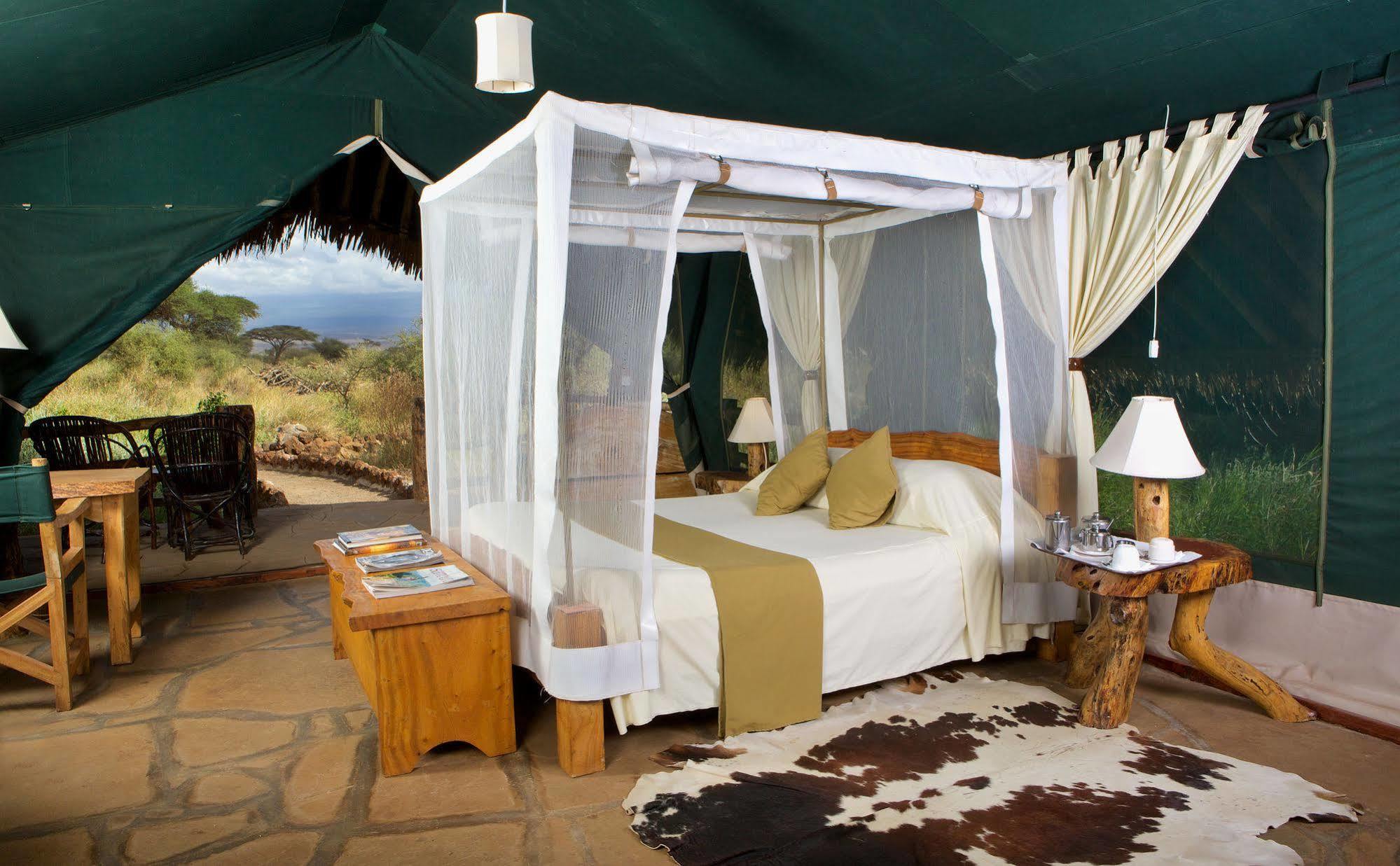 Kibo Safari Camp Villa Amboseli Exterior photo