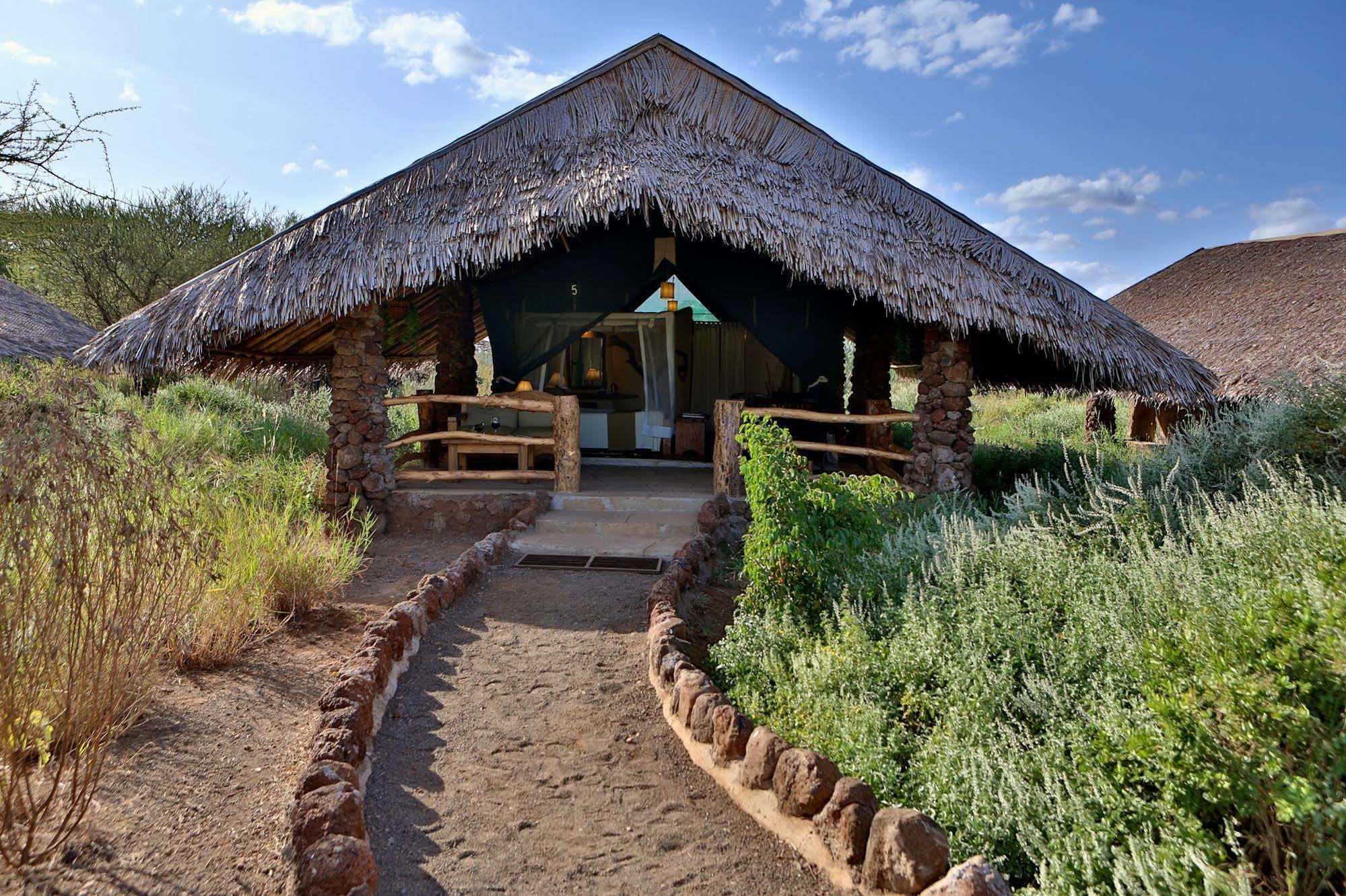 Kibo Safari Camp Villa Amboseli Exterior photo