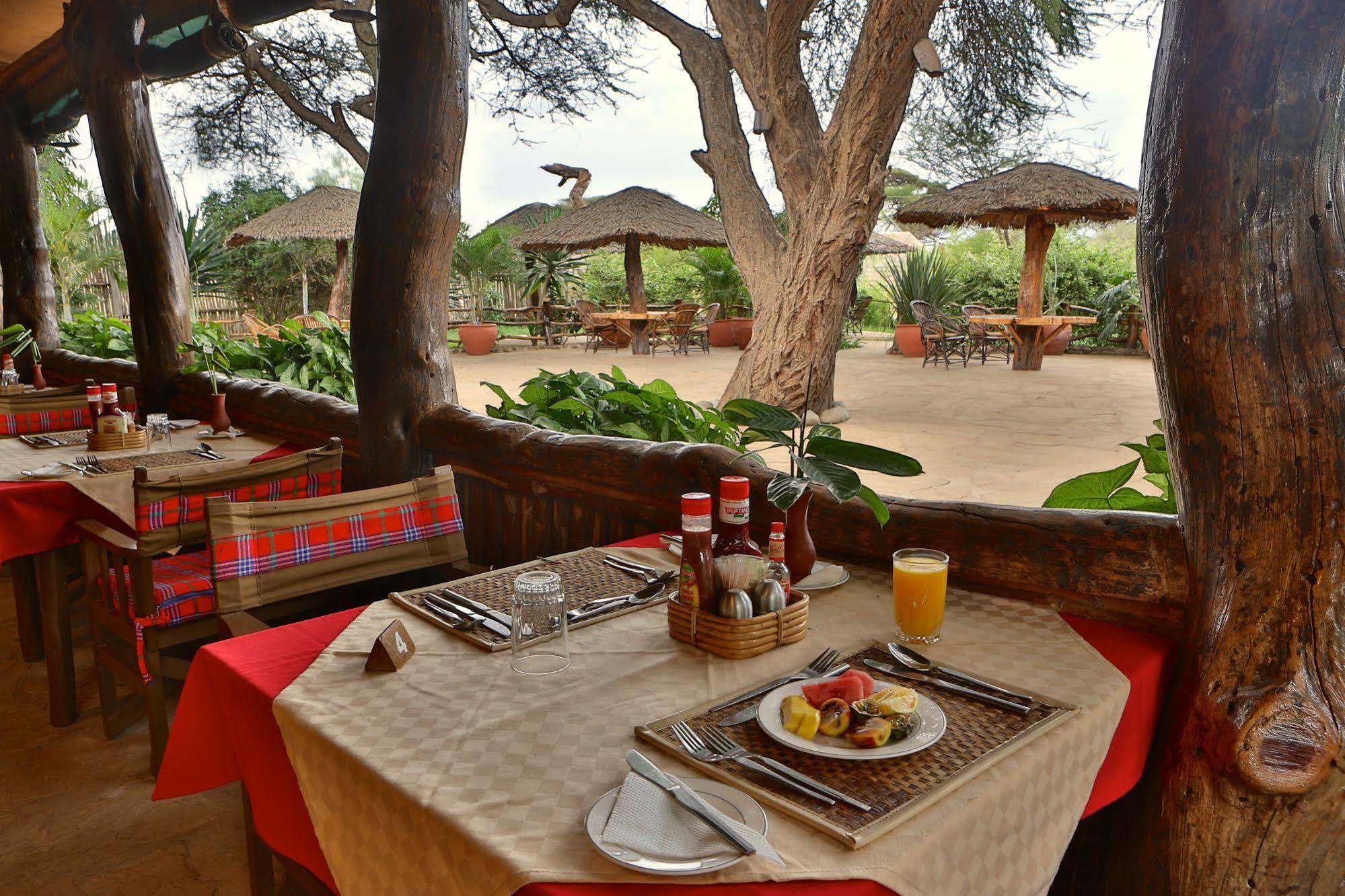 Kibo Safari Camp Villa Amboseli Exterior photo